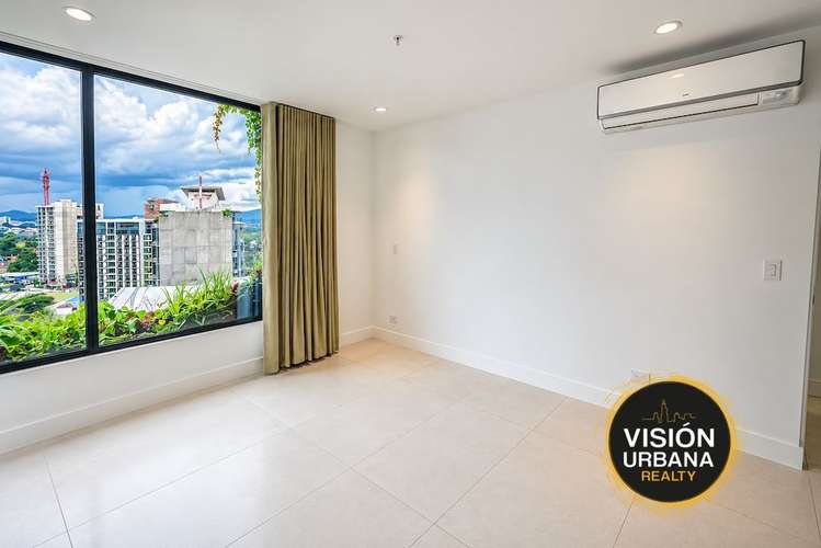 Apartamento de 3 Habitaciones con Línea Blanca en Parkwood Nunciatura