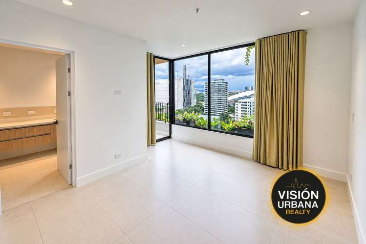Apartamento de 3 Habitaciones con Línea Blanca en Parkwood Nunciatura