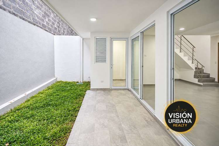 Casa de 3 Habitaciones en Condominio Bitzu, Escazú, IVA INCLUIDO