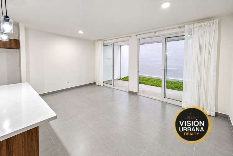Casa de 3 Habitaciones en Condominio Bitzu, Escazú, IVA INCLUIDO