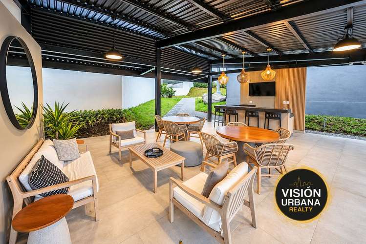 Casa de 3 Habitaciones en Condominio Bitzu, Escazú, IVA INCLUIDO