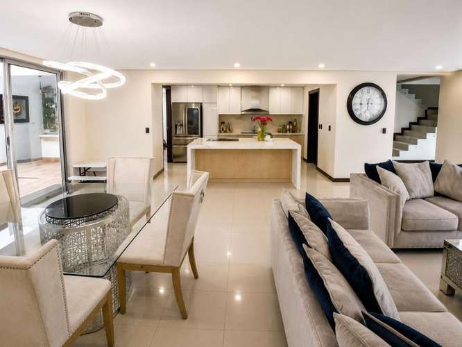 SE VENDE CASA DE LUJO EN CONDOMINIO NUVO EXCLUSIVO – SANTA ANA - Imagen 5