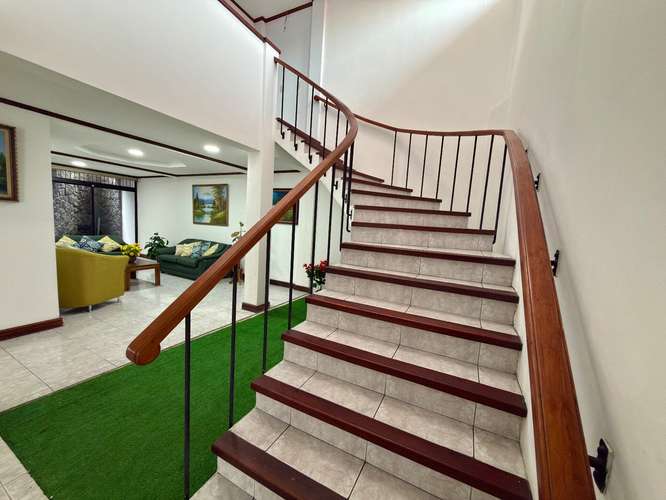 Venta de Casa en Moravia con 5 habitaciones - KM - Imagen 6