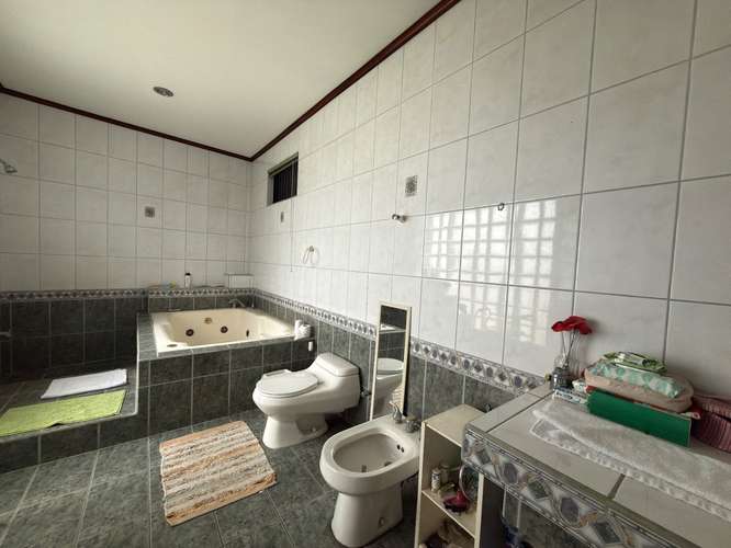 Venta de Casa en Moravia con 5 habitaciones - KM - Imagen 13