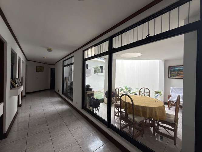 Venta de Casa en Moravia con 5 habitaciones - KM - Imagen 10