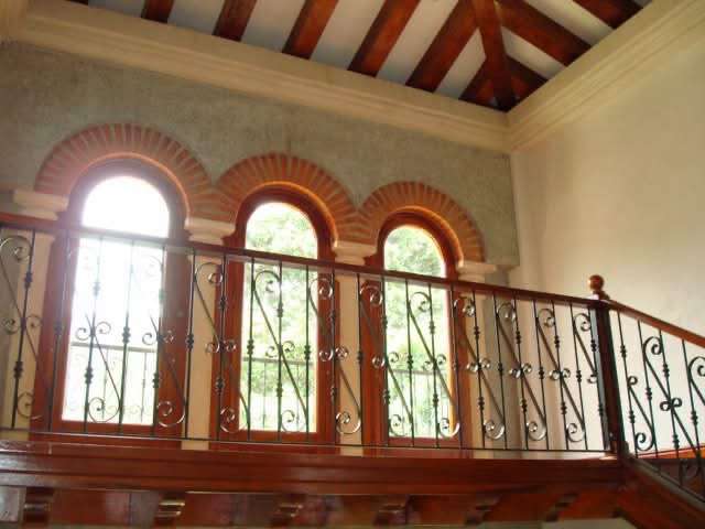 Alquiler de hermosa casa en san antonio de Escazu estilo toscana 