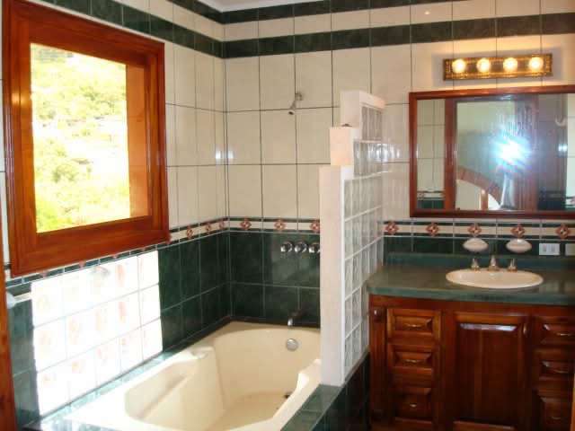 Alquiler de hermosa casa en san antonio de Escazu estilo toscana 