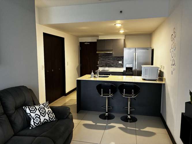 Apartamento moderno y equipado en Nunciatura, torre con amenidades y vista a las montañas