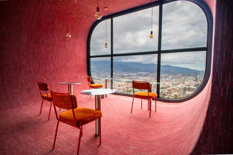 Apartamento de lujo amueblado y equipado en Escalante, torre Secret, con balcón y vistas