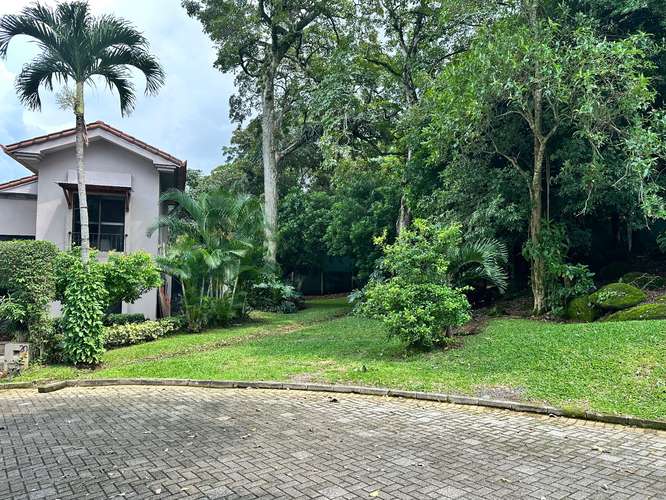 Lote en Condominio Exclusivo 