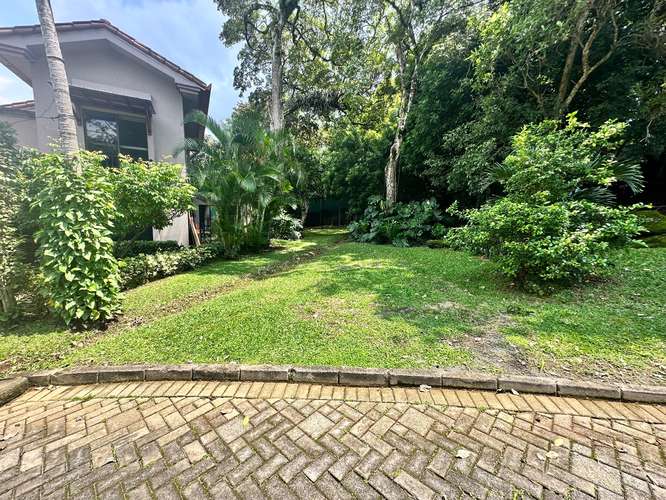 Lote en Condominio Exclusivo  - Imagen 9