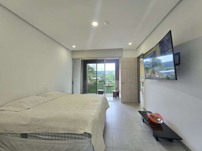  Pozos, Vistas a la Colina, full amueblado, muy lindo-moderno-nuevo, 2 hab, A/C, 2 baños, vista a Pozos.