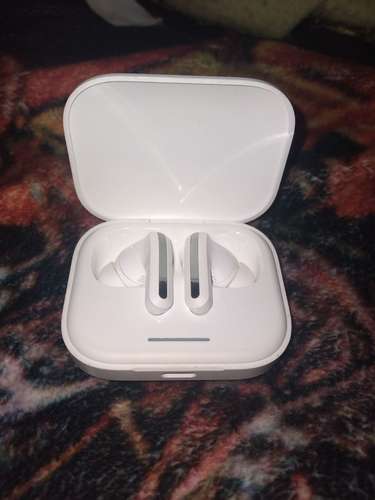 Redmi Buds 5 blancos-Un poco Usaditos-todo al 100% - Imagen 2