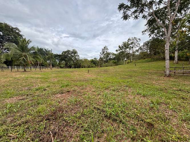 House with access to the San Carlos River, just 35 minutes from Arenal Volcano and La Fortuna.