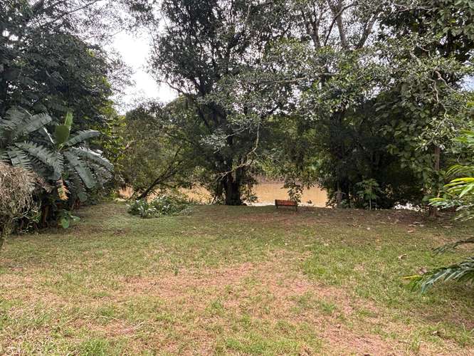 House with access to the San Carlos River, just 35 minutes from Arenal Volcano and La Fortuna.