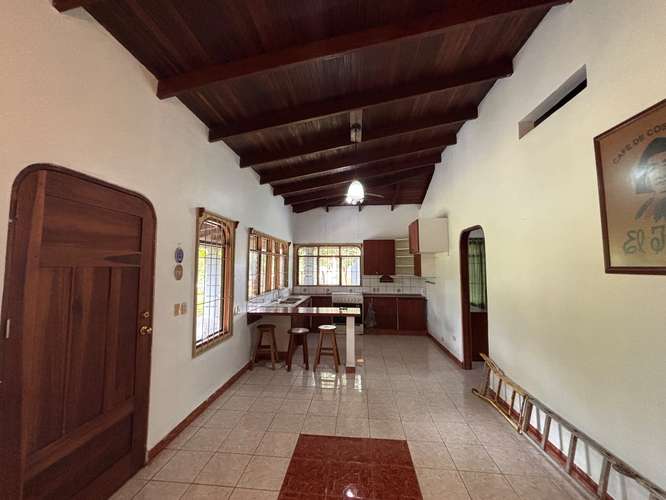 House with access to the San Carlos River, just 35 minutes from Arenal Volcano and La Fortuna.