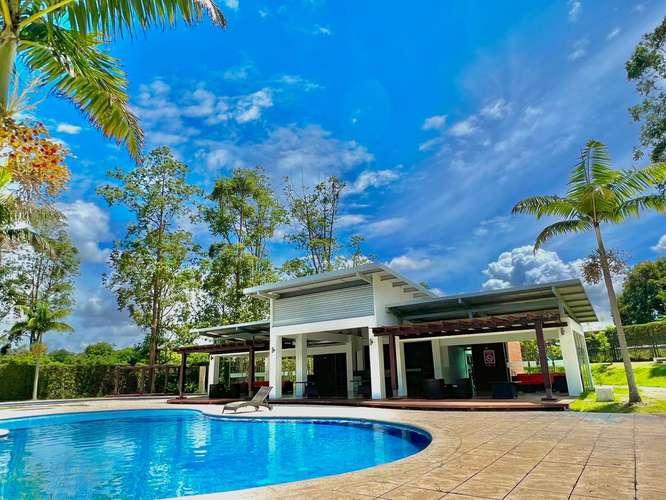Apartamento NUEVO amplio de dos dormitorios en Heredia