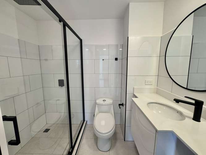 Apartamento NUEVO amplio de dos dormitorios en Heredia