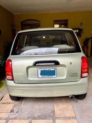 DAIHATSU CUORE 2001