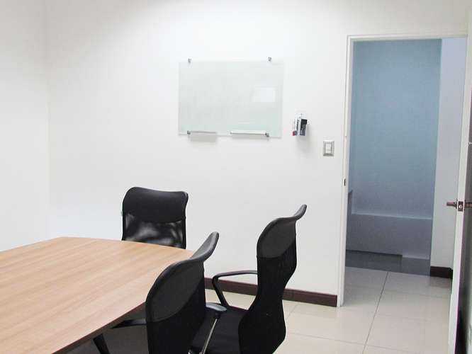 Oficina en Alquiler en Escazú (La Paco)| 110 m², Mezzanina, Mobiliario y 2 Parqueos Privados ID11674 - Imagen 13