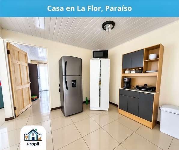 Se vende casa en La Flor, Santiago de Paraíso, Cartago - 3 Habs, Parqueo para 2 carros y Patio amplio