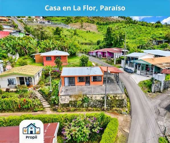 Se vende casa en La Flor, Santiago de Paraíso, Cartago - 3 Habs, Parqueo para 2 carros y Patio amplio