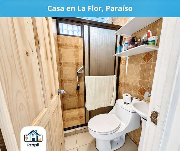 Se vende casa en La Flor, Santiago de Paraíso, Cartago - 3 Habs, Parqueo para 2 carros y Patio amplio