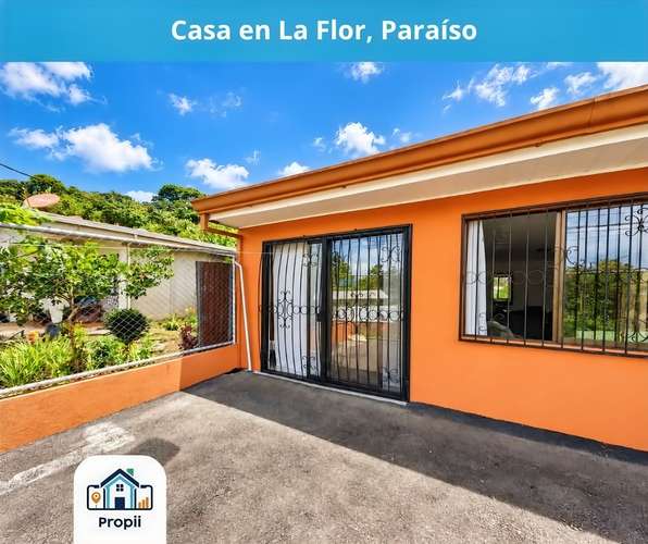 Se vende casa en La Flor, Santiago de Paraíso, Cartago - 3 Habs, Parqueo para 2 carros y Patio amplio