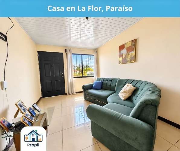 Se vende casa en La Flor, Santiago de Paraíso, Cartago - 3 Habs, Parqueo para 2 carros y Patio amplio