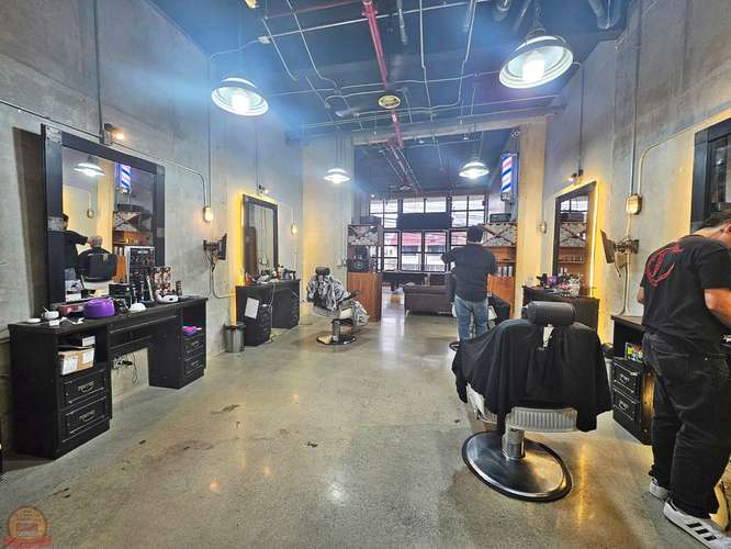 Local Comercial de 70 m² en Alquiler frente a UCIMED, Sabana Sur - Imagen 5