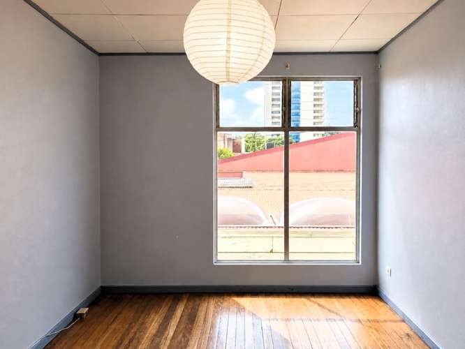 APARTAMENTO TIPO TOWN HOUSE EN SABANA SUR. MATA REDONDA. - Imagen 8