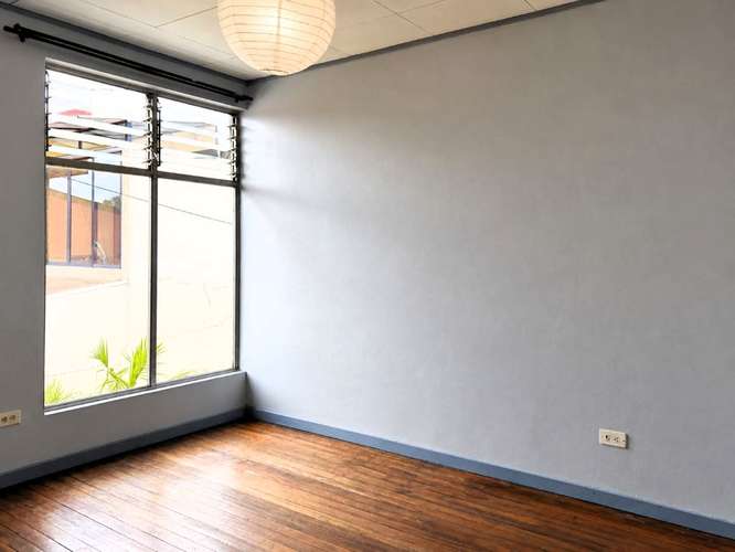APARTAMENTO TIPO TOWN HOUSE EN SABANA SUR. MATA REDONDA. - Imagen 13