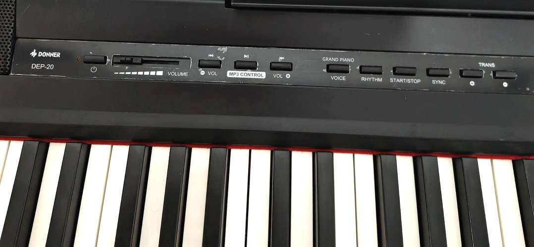 Vendo Piano digital Donner modelo DEP-20, en perfecto estado seminuevo. - Imagen 3