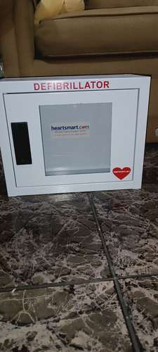 Botiquín o caja para guardar un desfribilador  - Imagen 2
