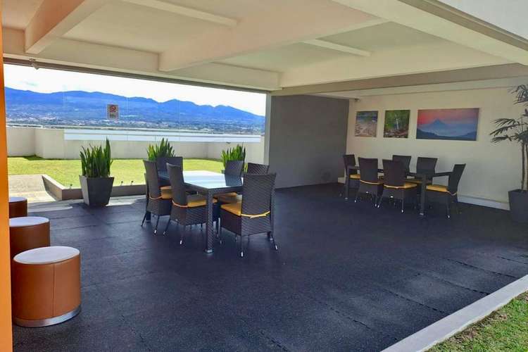 Se vende apartamento con piscina en Vistas del Robledal, La Uruca (FAU)  - Imagen 14