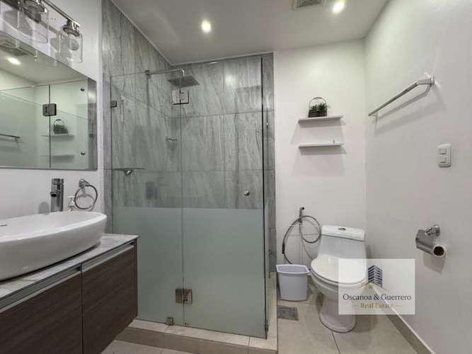 ALQUILER Apartamento Amueblado de 2 Dormitorios en Alajuela Centro