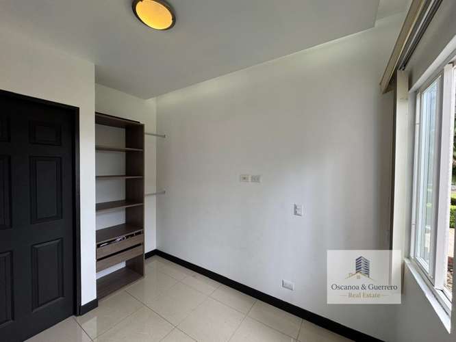 ALQUILER Apartamento Amueblado de 2 Dormitorios en Alajuela Centro