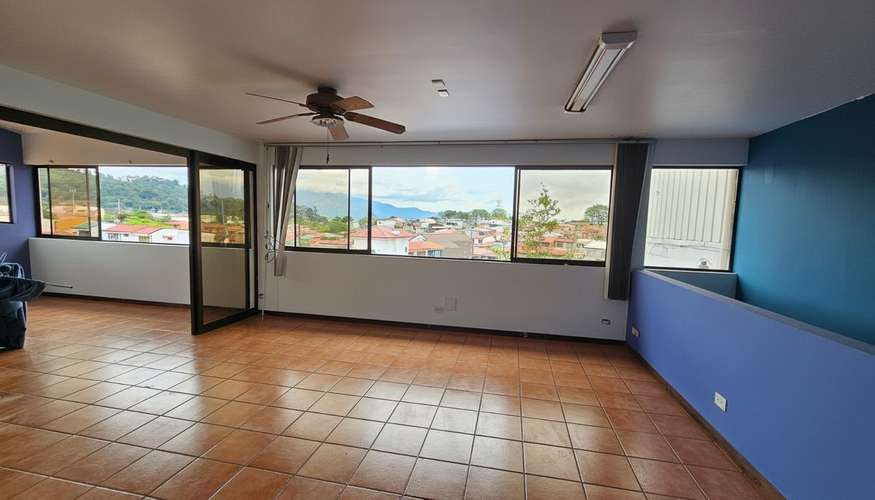 Se alquila amplia casa en Ayarco Curridabat. Cod 25388 - Imagen 9