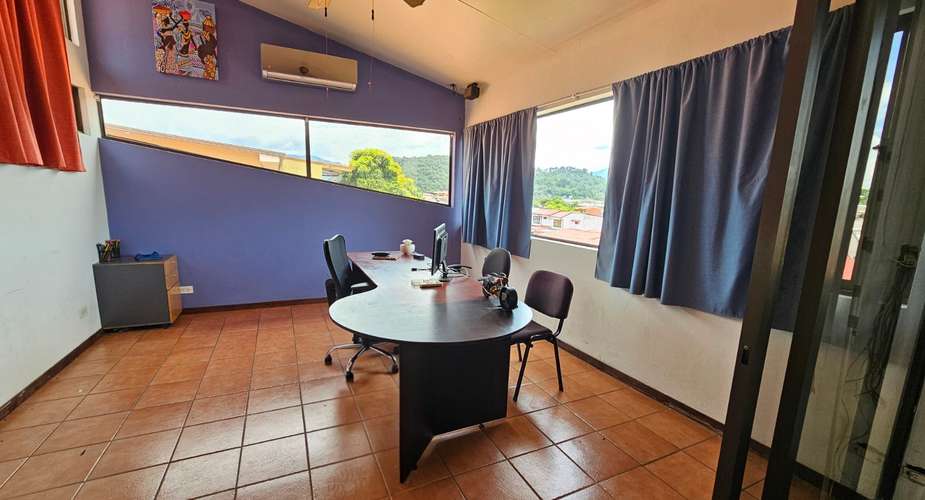 Se alquila amplia casa en Ayarco Curridabat. Cod 25388 - Imagen 4