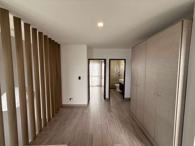 Casa en Alquiler en NAIA Guachipelín, Escazú | 3 Hab. con A/C, Jardín y Línea Blanca | $2.750 - Imagen 12