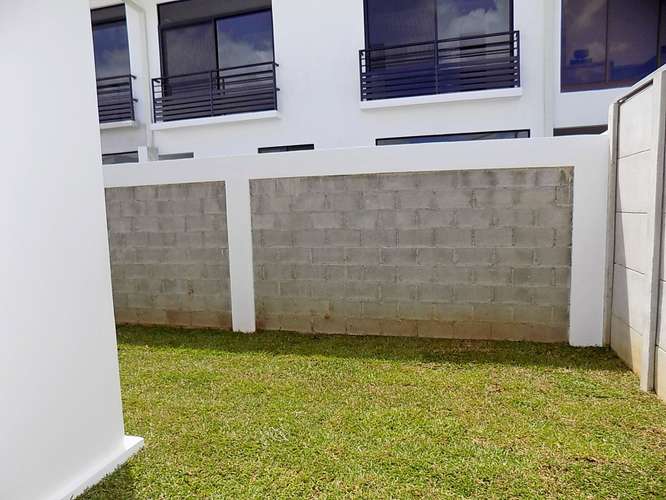 ALQUILER CASA EN CARTAGO CONDOMINIO NOBLEZA DE CORIS