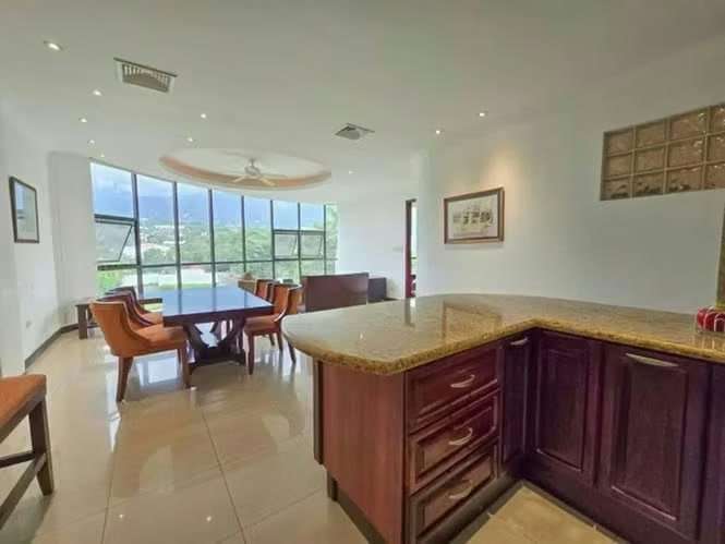 Riverside San Rafael Escazú! Apartamento amueblado con vista