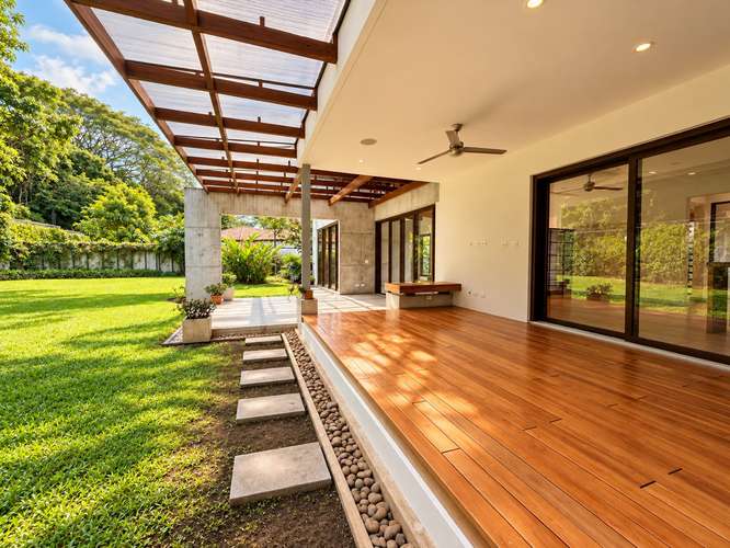 VENTA DE CASA EN CONDOMINIO LA HACIENDA, SANTA ANA* - Imagen 5