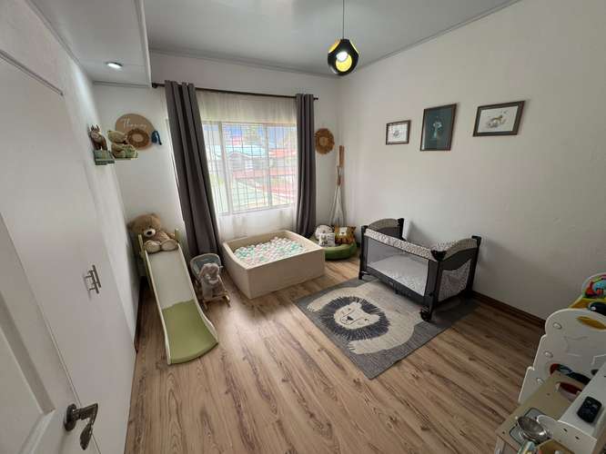 Venta de casa de dos plantas en la Uruca, por el hospital del Trauma -EU ID43919 - Imagen 15