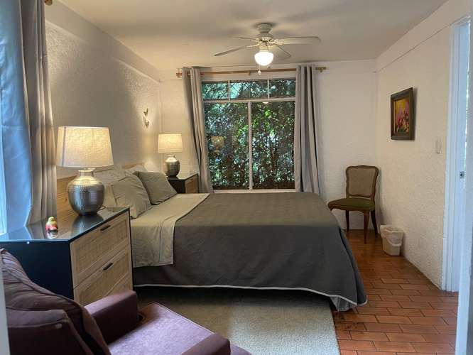 Casa en Escazú con Muebles - Incluye Agua e Internet - No Mascotas