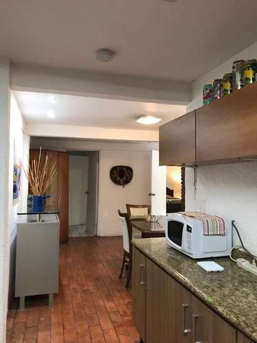 Casa en Escazú con Muebles - Incluye Agua e Internet - No Mascotas
