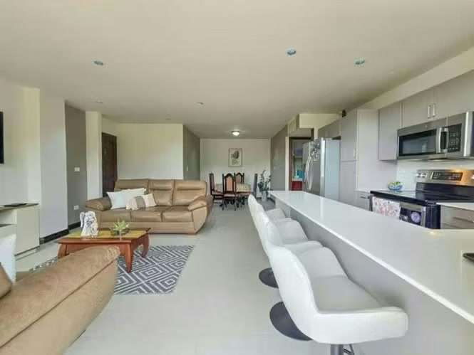 Apartamento de 2 habit. full amueblado con vistas en San Rafael Escazú