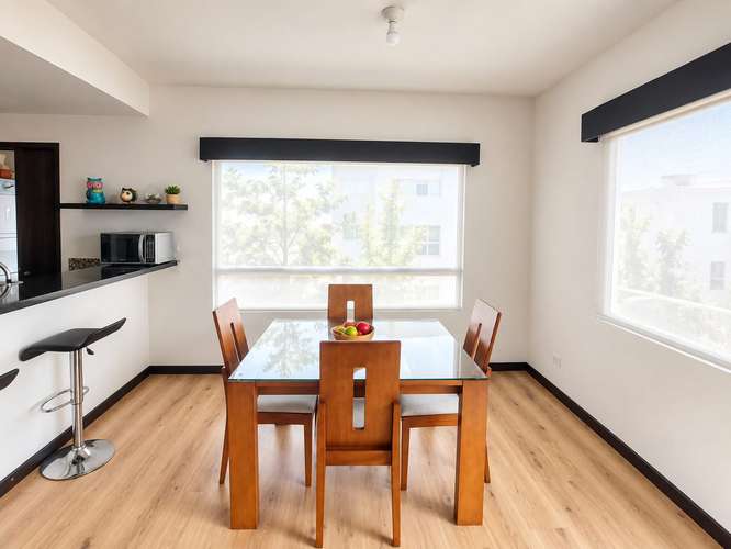 Alquiler de apartamento amueblado en Sabana 