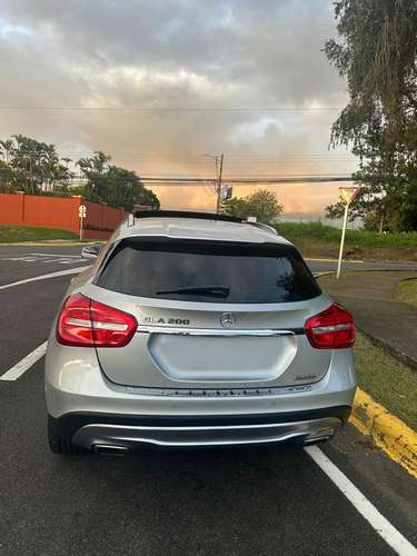 Mercedes Benz GLA200 