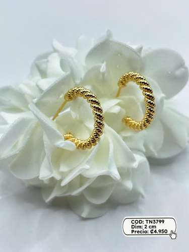 Lote grande de joyería en baño de oro y laminado